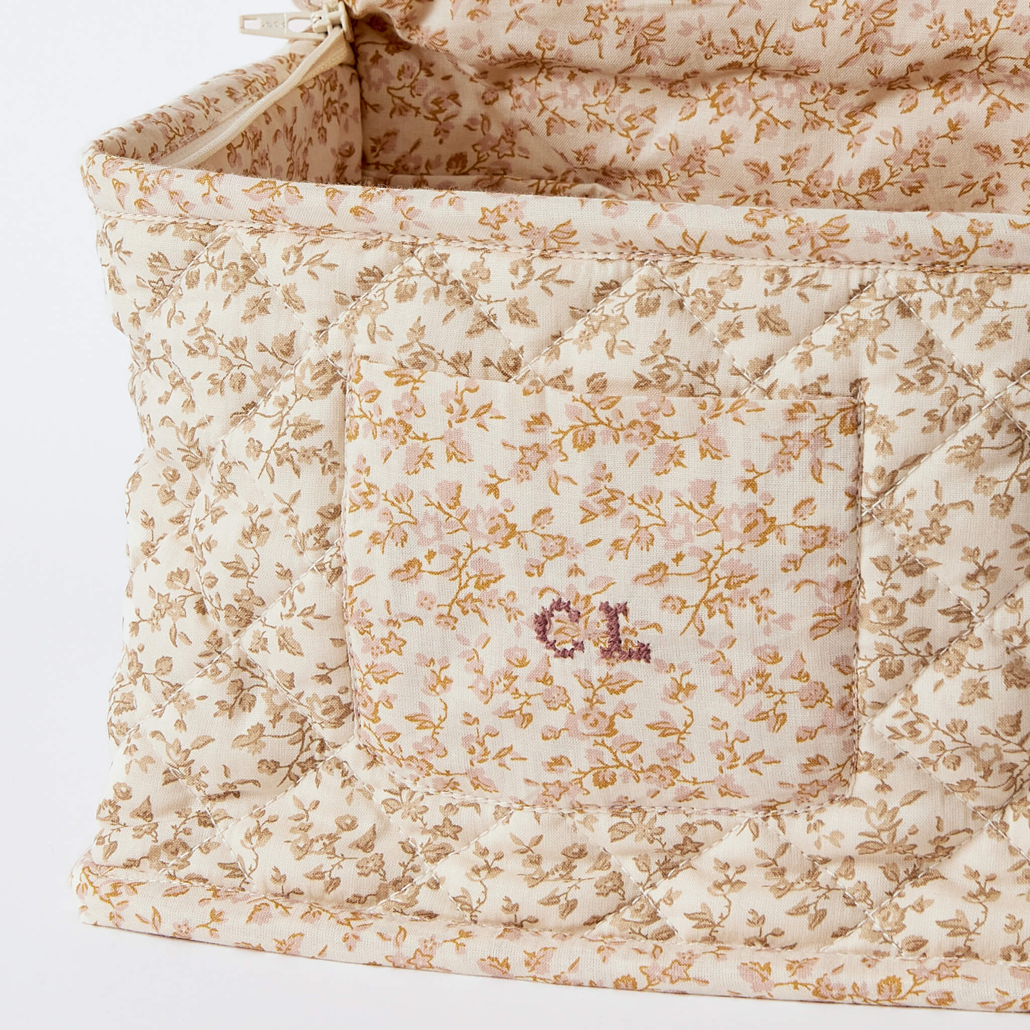 Beauty/Toiletry Bag in Gabrielle Floral