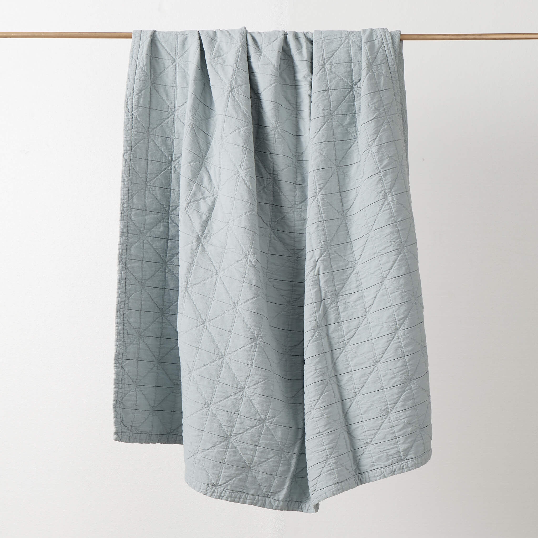 Diamond Soft Organic Cotton Blanket - Pale Blue