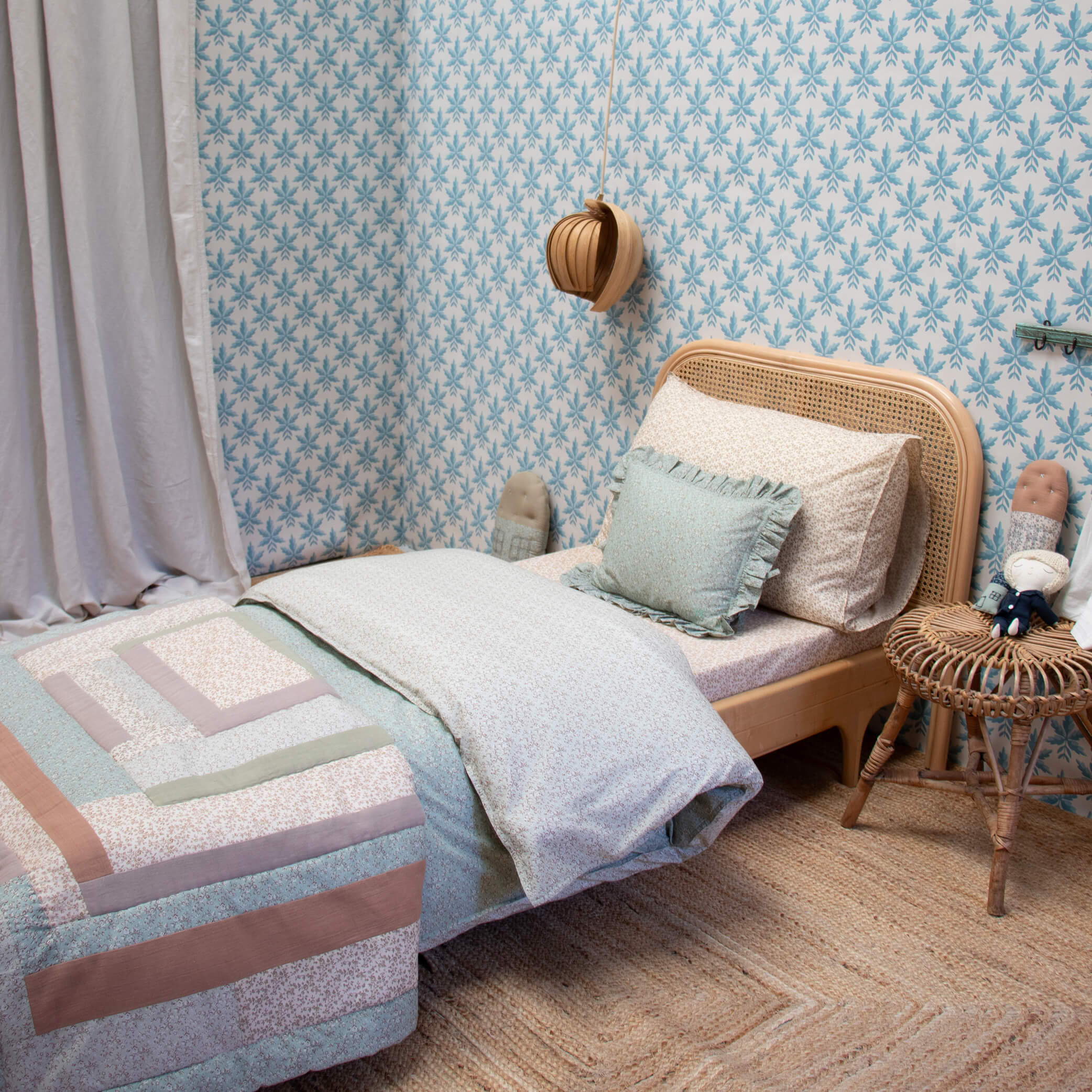 Junior Floral Patchwork Quilt