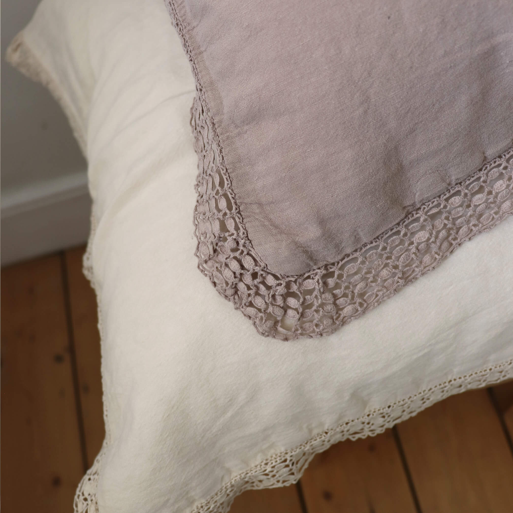 Washed Linen Cotton Oxford Pillowcase with Lace Edge - Vintage Rose