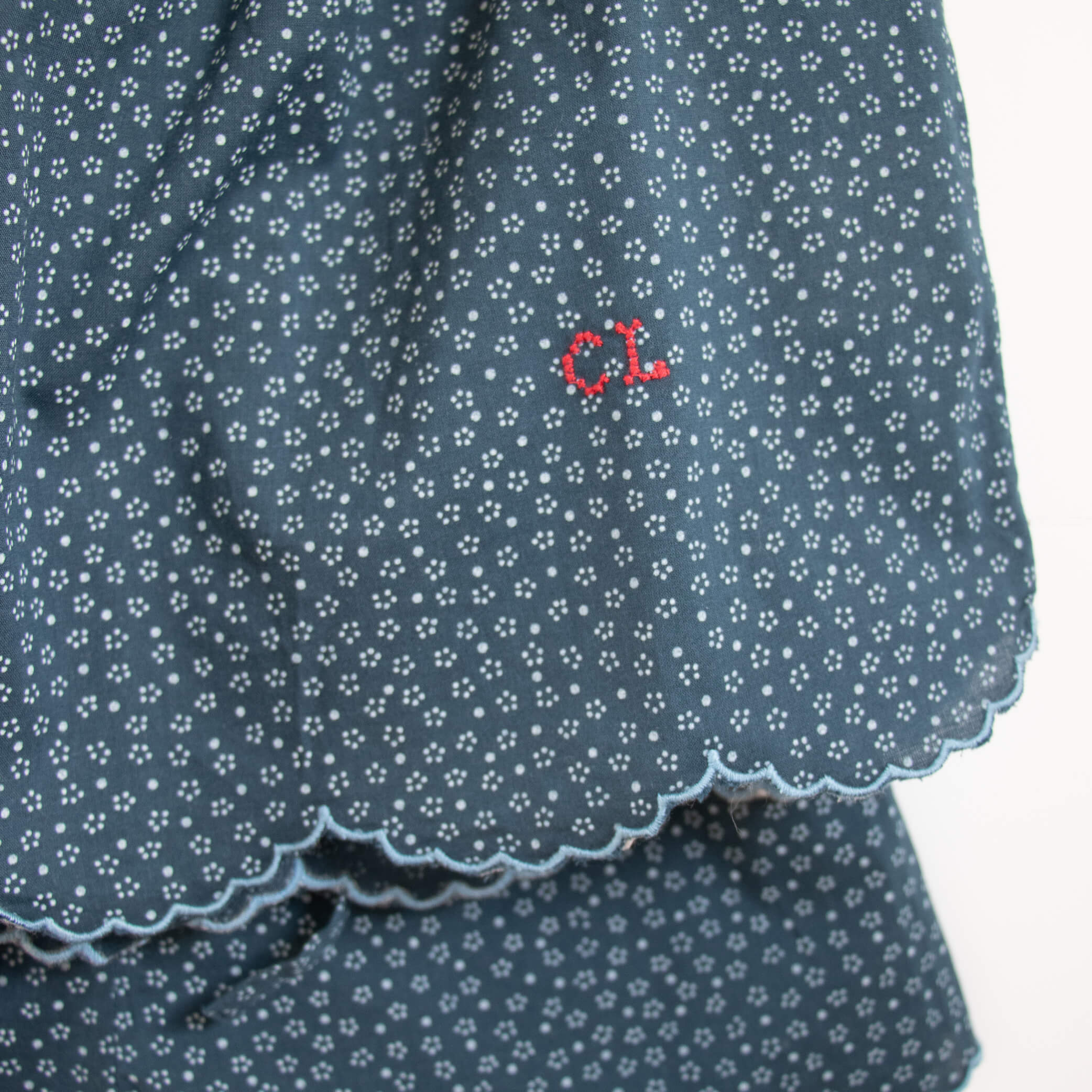 Scalloped edge kids shorts set - Indigo Dot