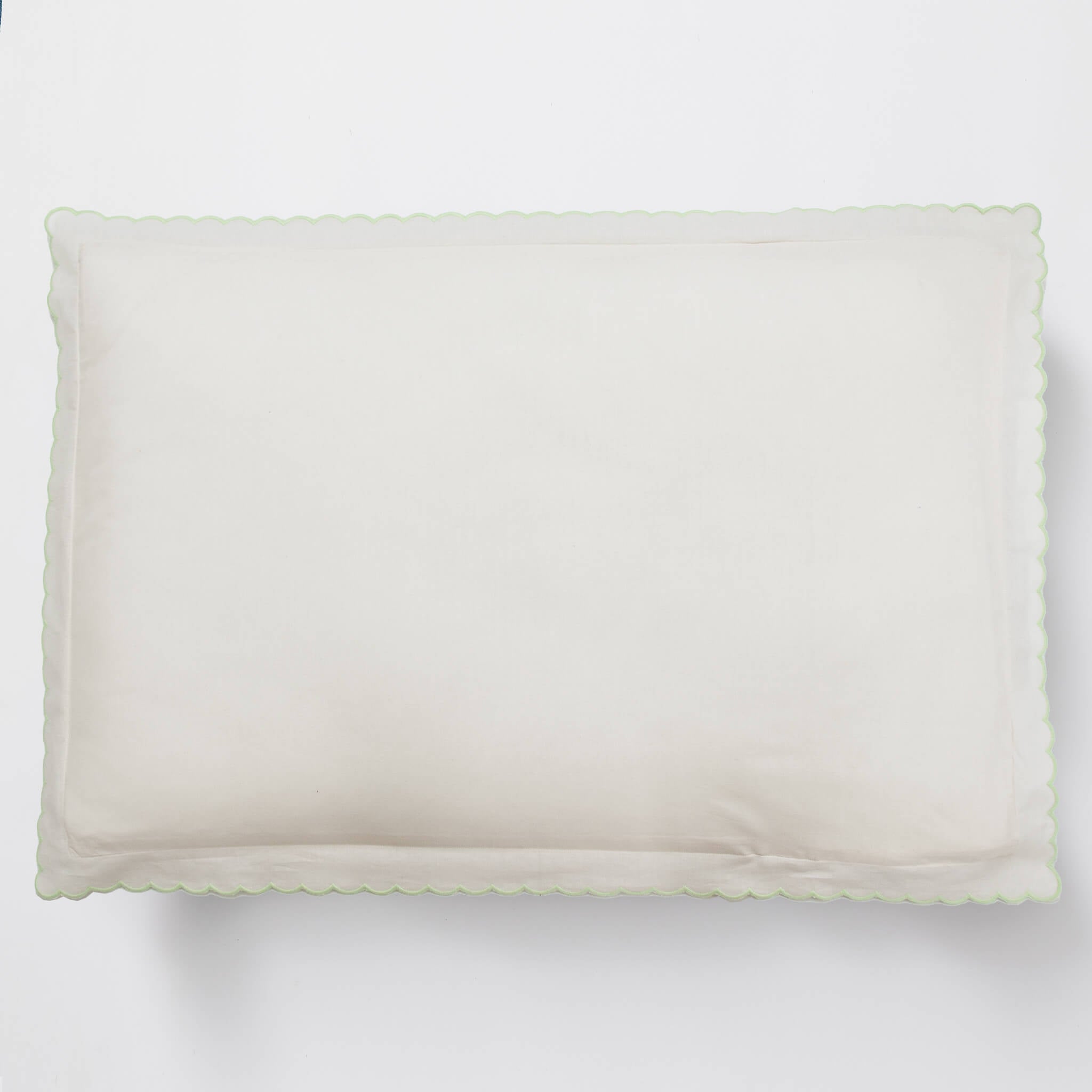 Scalloped edge Pillowcase - Chalk