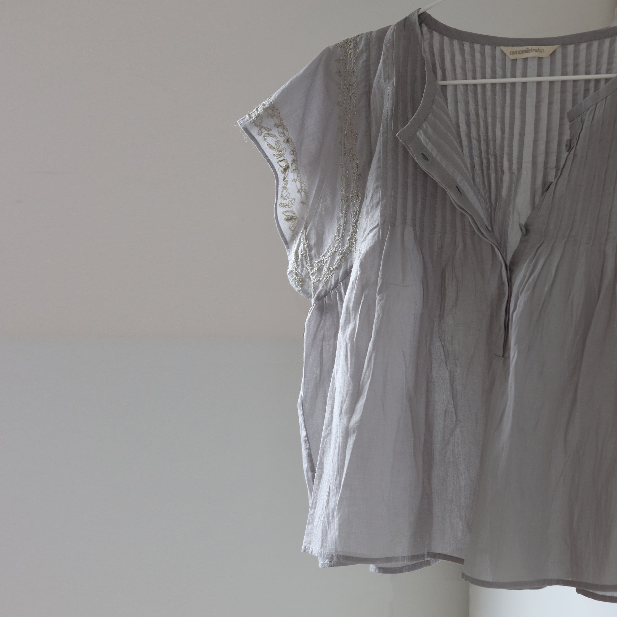 Pin Tuck Top in Skylight