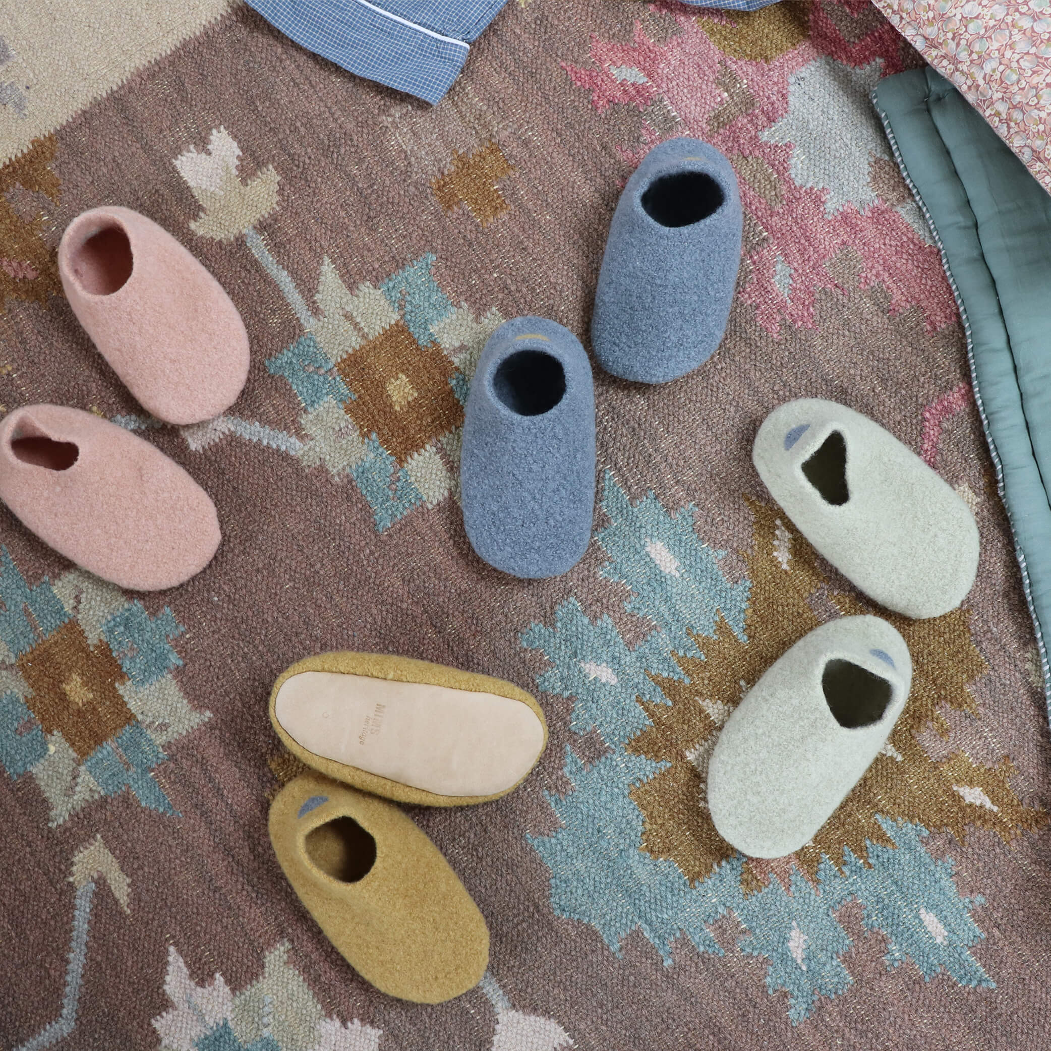 Kids Merino Wool Slippers - Chamomile
