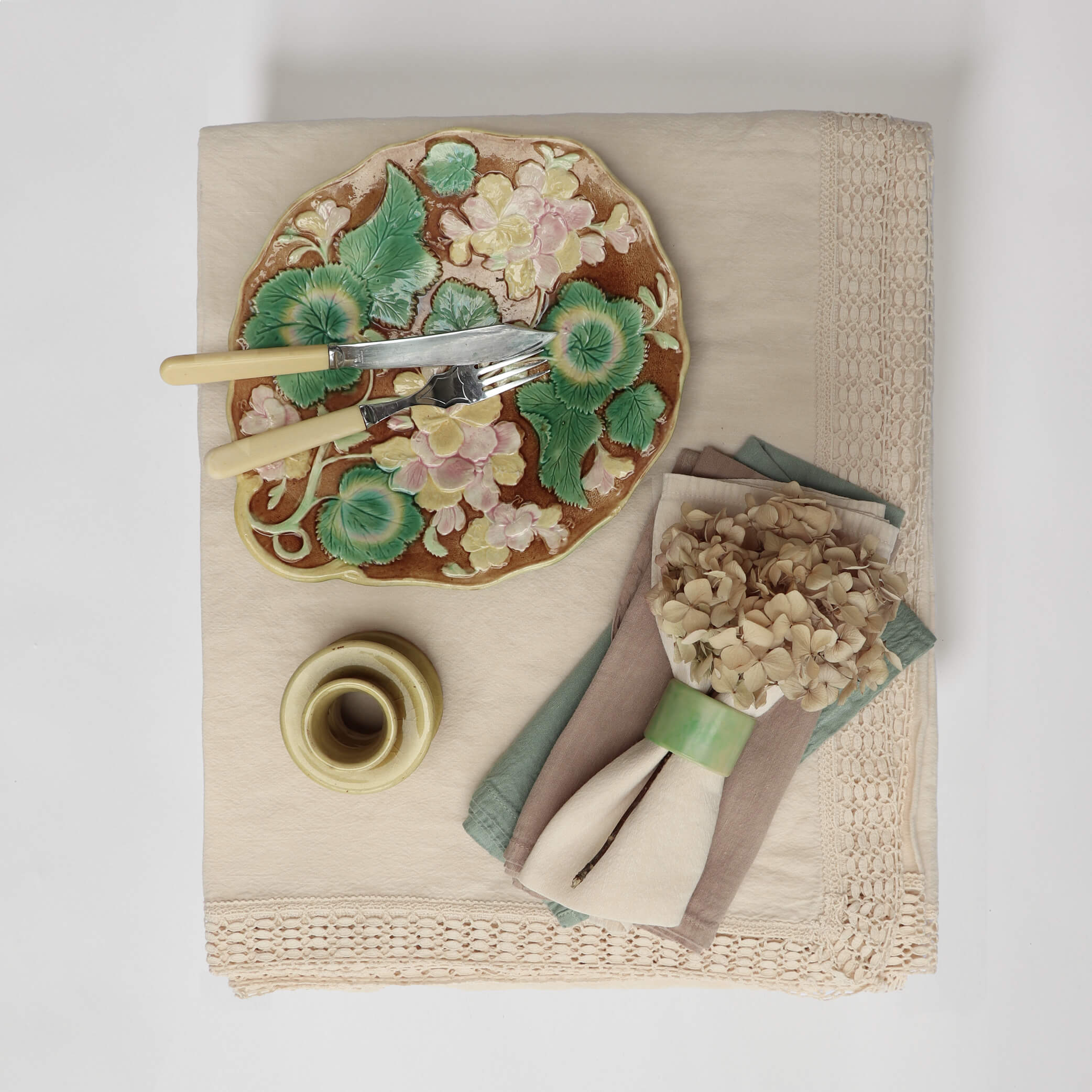 Washed Linen Cotton Tablecloth with Lace edge - Soft Shell