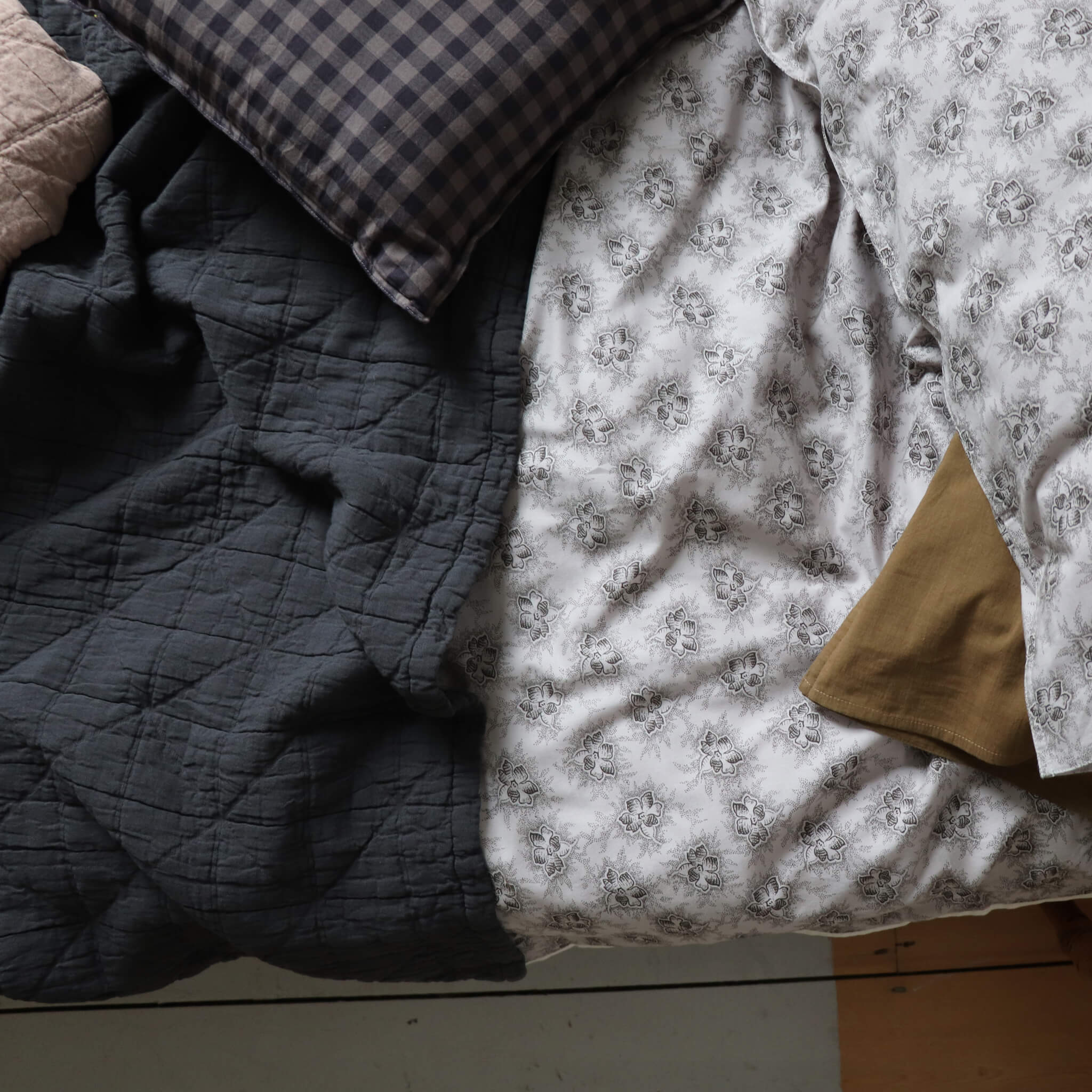 Spot Floral Chocolate Duvet Cover