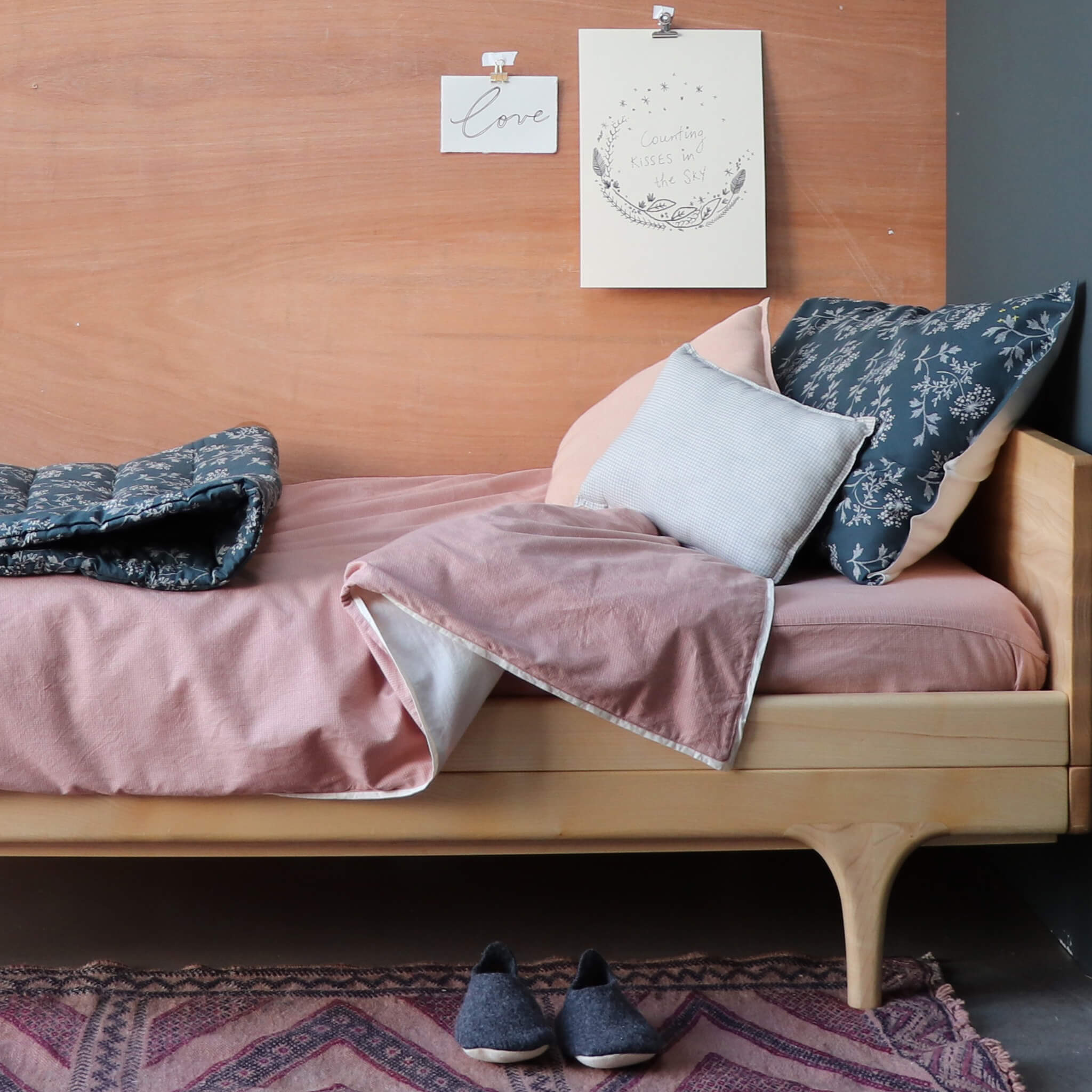 Fitted Sheet - Mini Check Coral