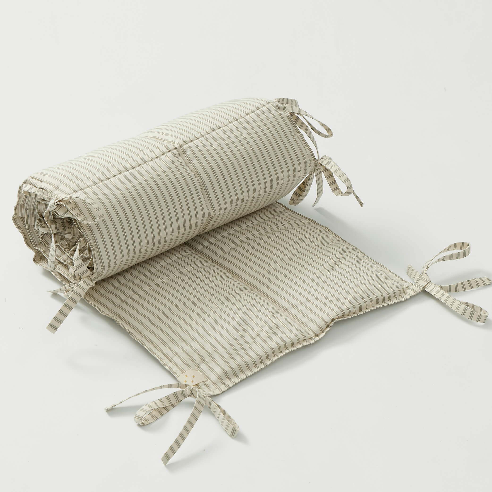 Ticking Stripe french Grey Bumper