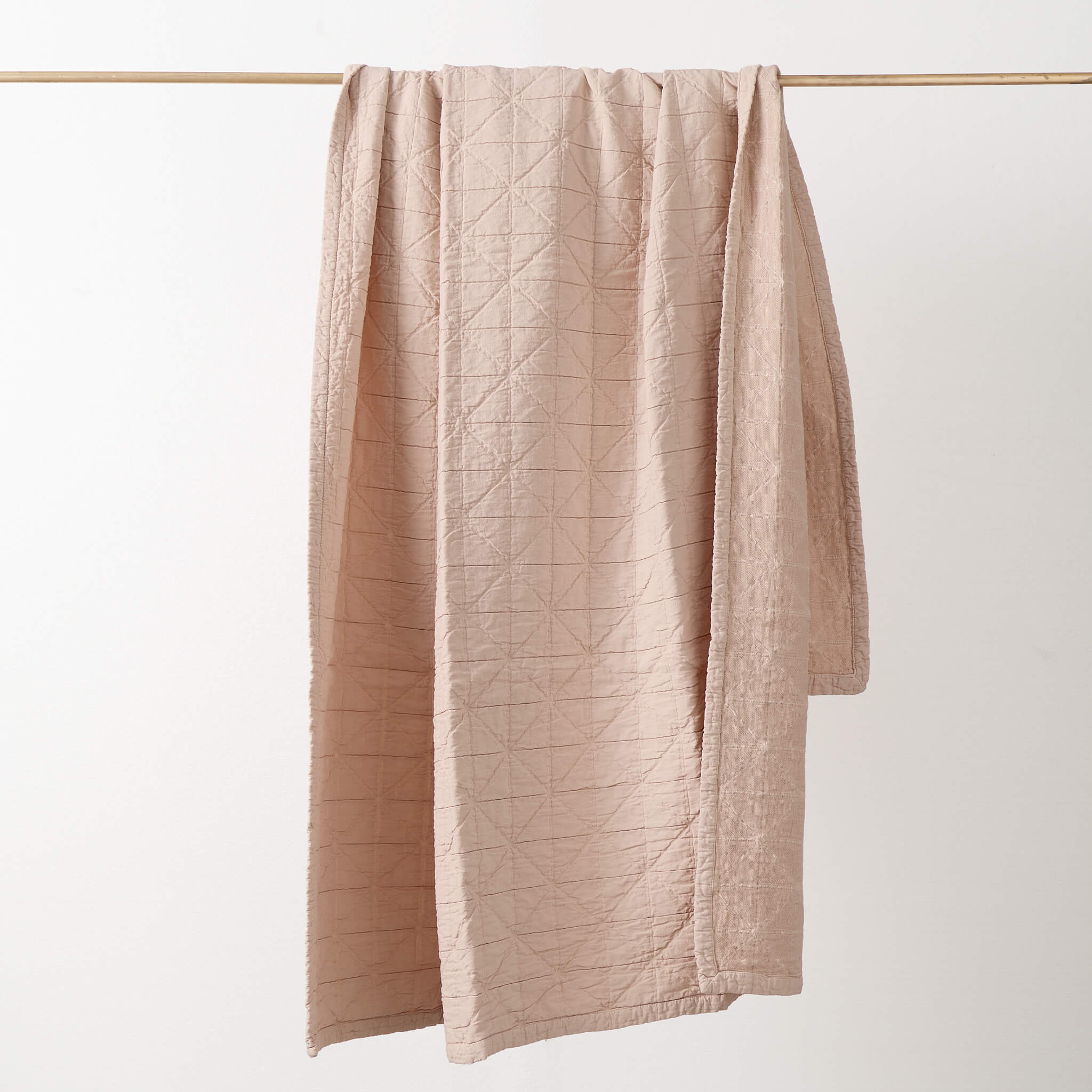 Diamond Soft Organic Cotton Blanket - Shell Pink