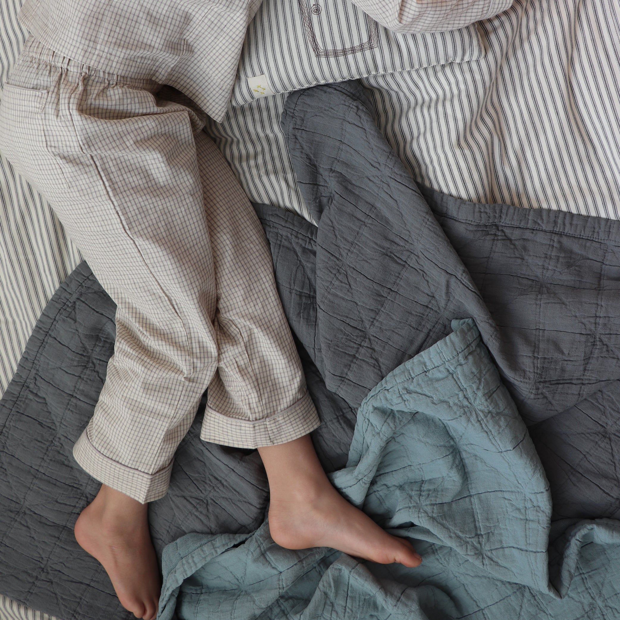 Diamond Soft Organic Cotton Blanket- Blue Grey