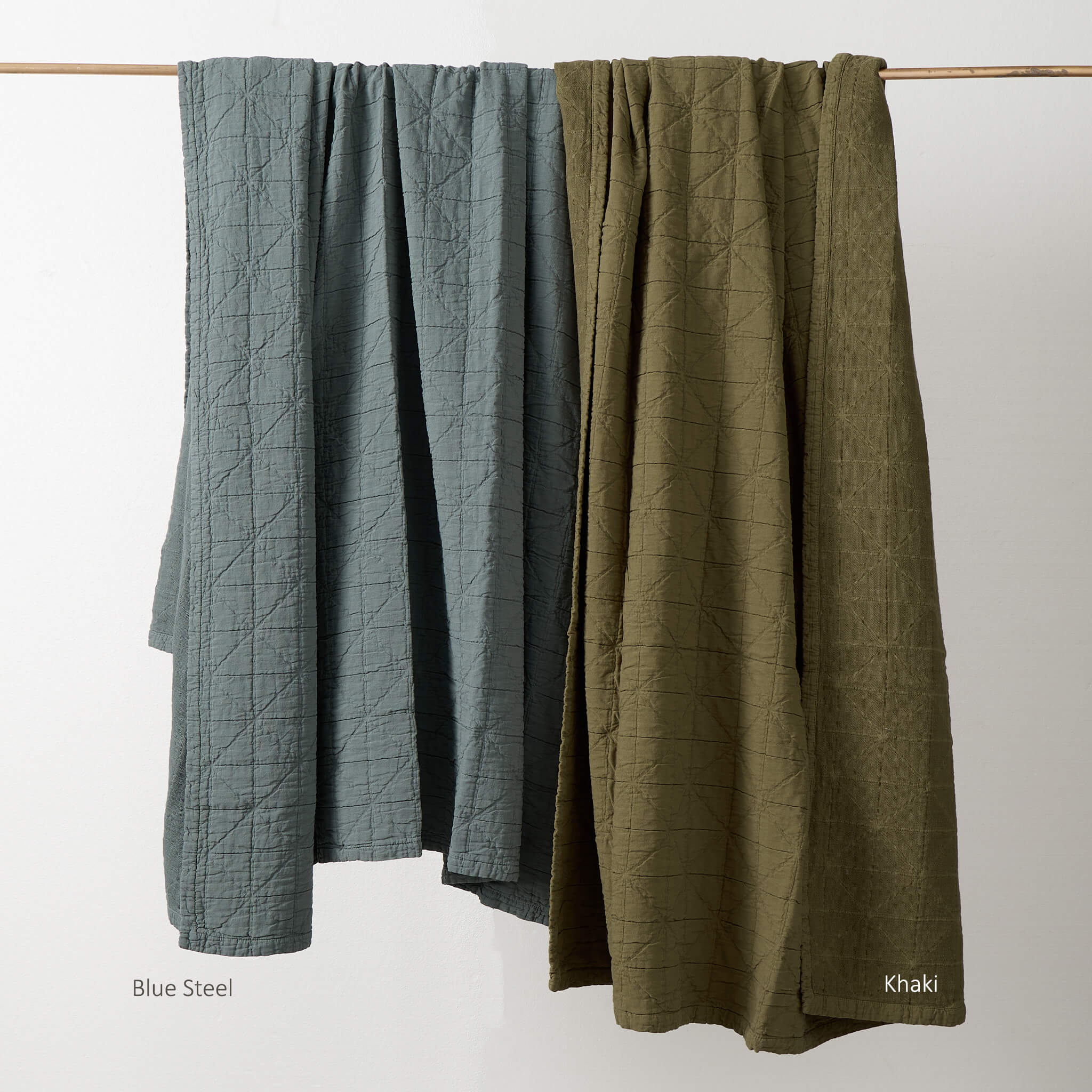 Diamond Soft Organic Cotton Blanket - Blue Steel