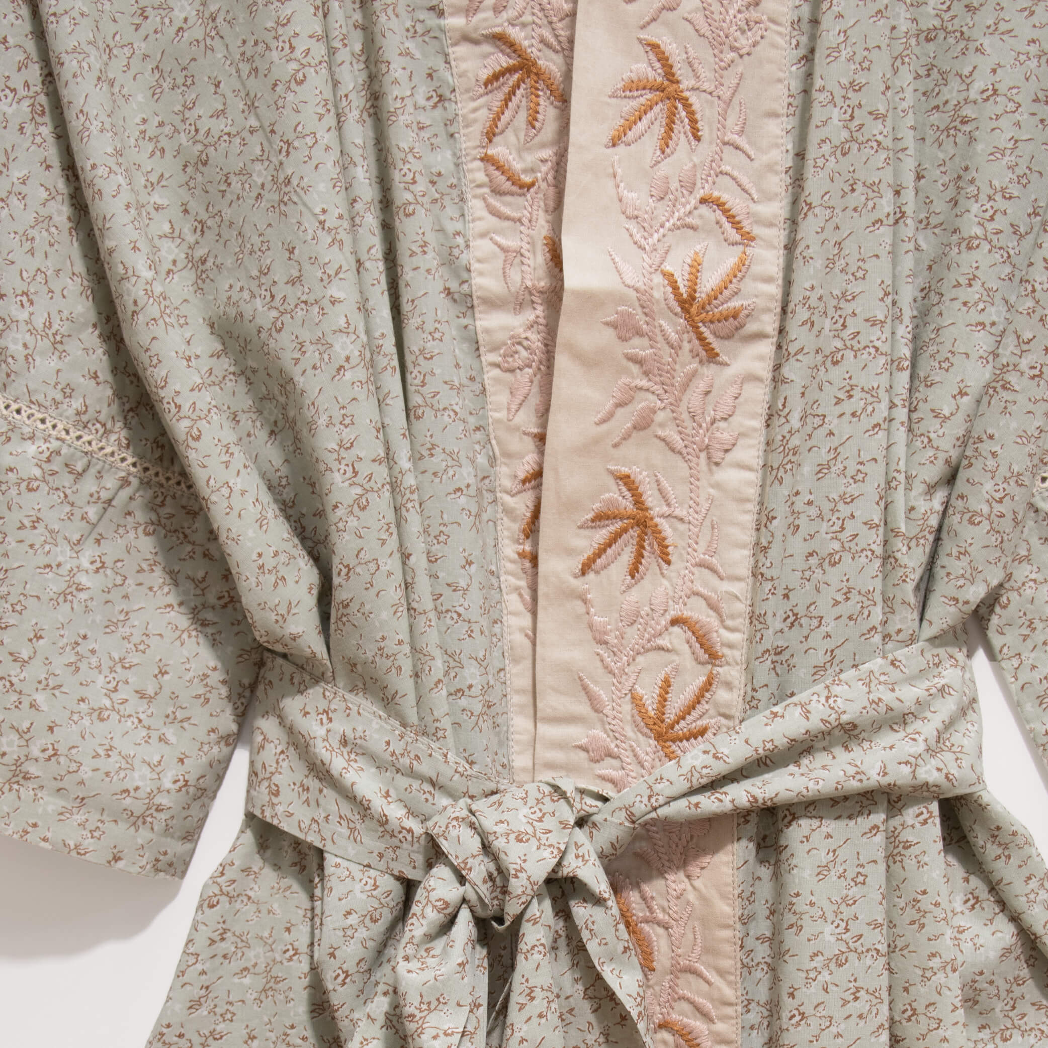 Elodie Embroidered  Women's Kimono